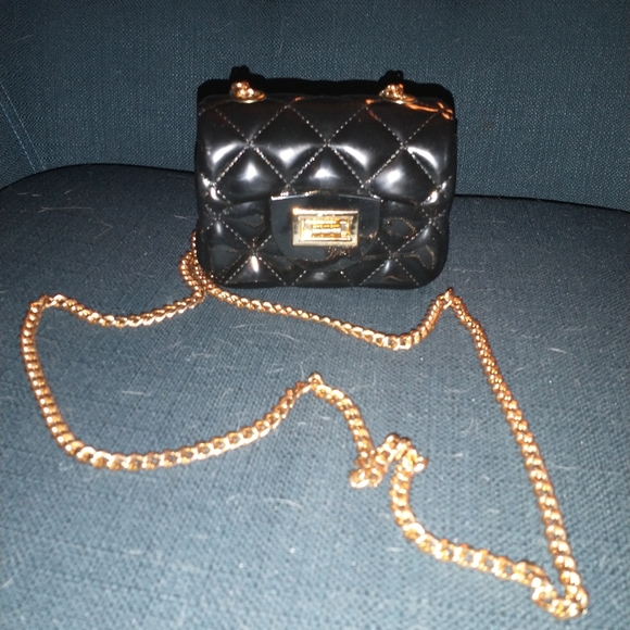 White cross hatch mini crossbody bag with gold chain